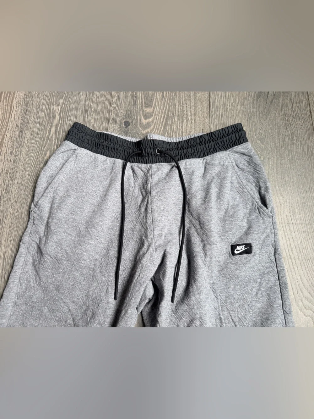 Nike Sportswear Modern Joggers in Heathered Gray / Black Size Medium